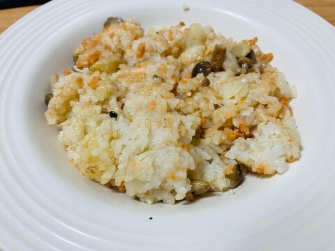 鮭としめじのピラフ